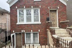 Photo of 3310 S Parnell Avenue Chicago IL 60616