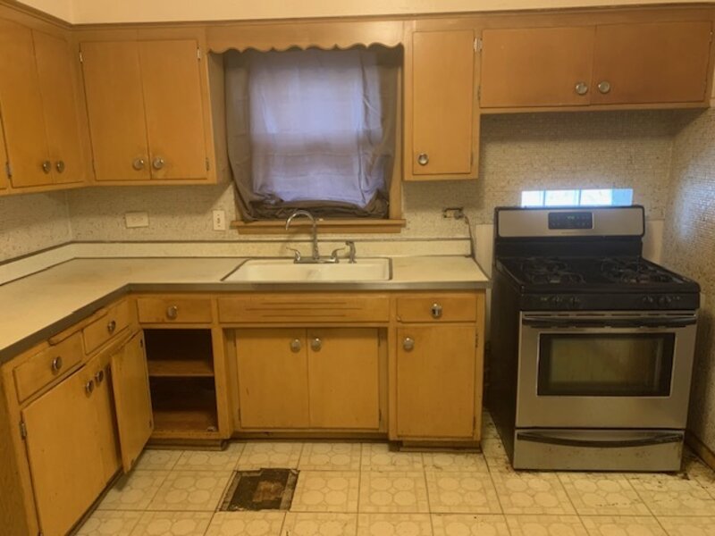 15124 Evers Street Dolton IL 60419