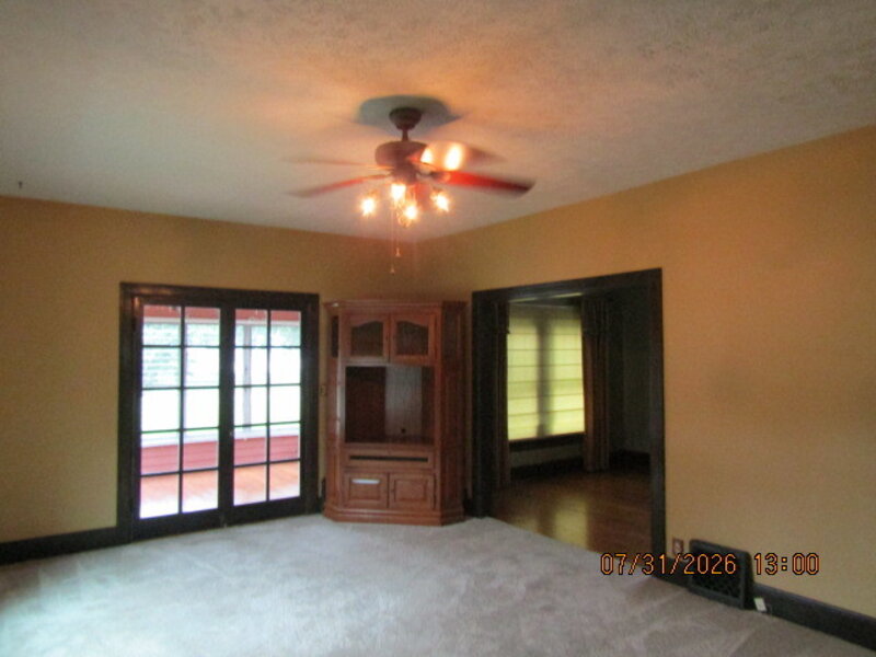 821 Grand Court Davenport IA 52803