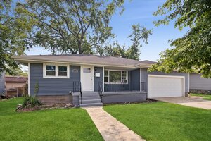 Photo of 17947 William Street Lansing IL 60438