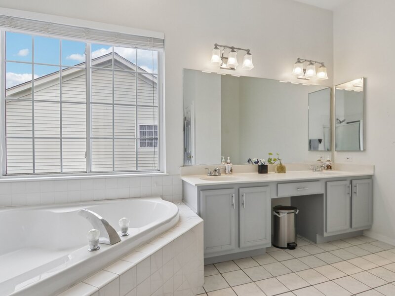 1201 Sterling Drive Mundelein IL 60060