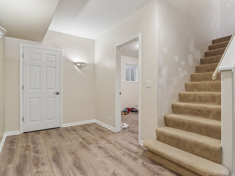 1201 Sterling Drive Mundelein IL 60060