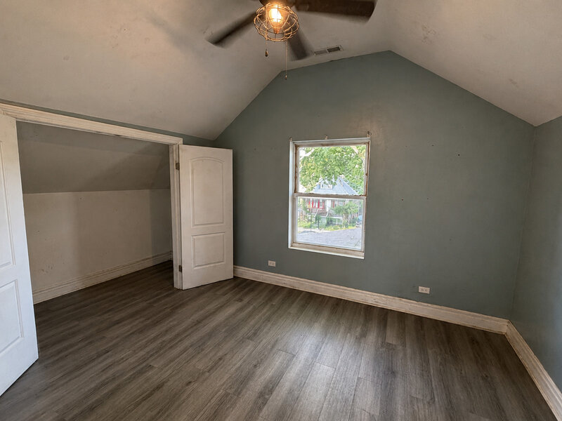 7921 S Ridgeland Avenue Chicago IL 60617