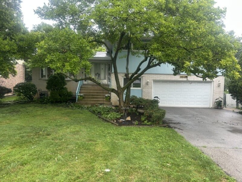 1 Monterey Avenue Oakbrook Terrace IL 60181