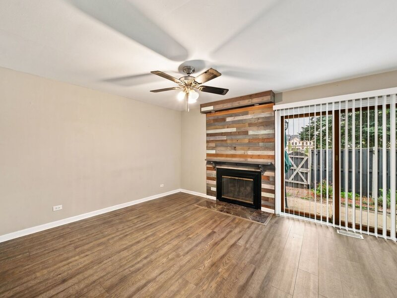 1984 Dunmore Place Hoffman Estates IL 60169