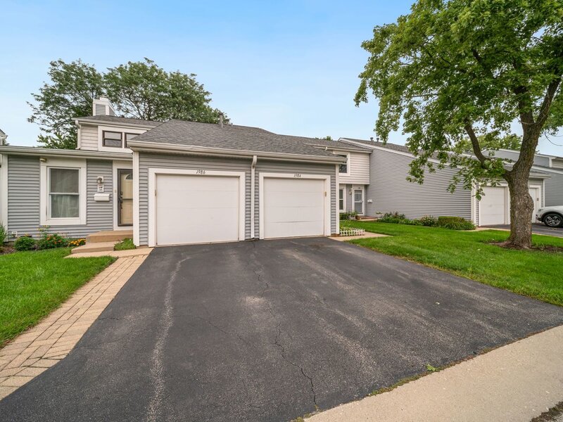 1984 Dunmore Place Hoffman Estates IL 60169
