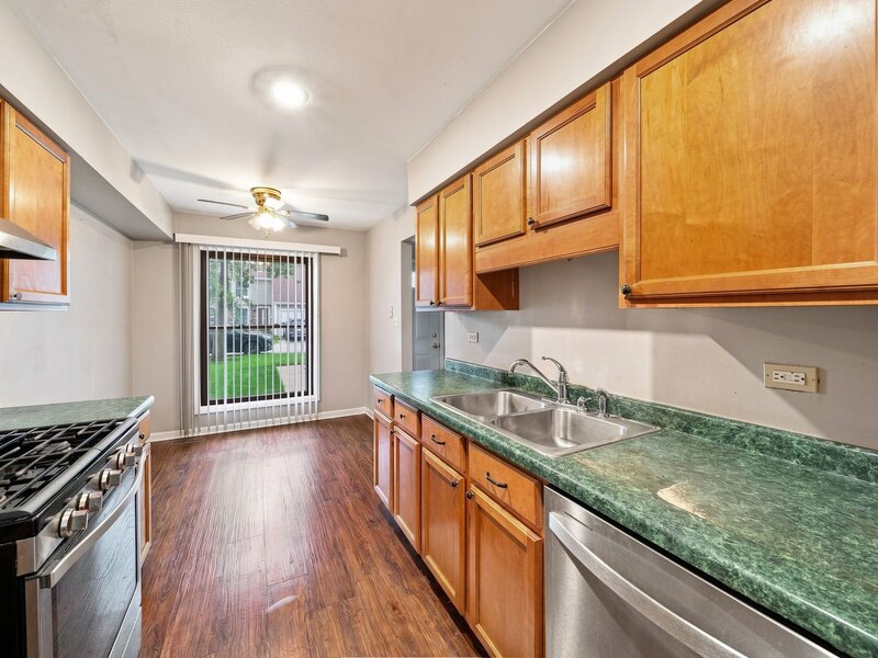 1984 Dunmore Place Hoffman Estates IL 60169