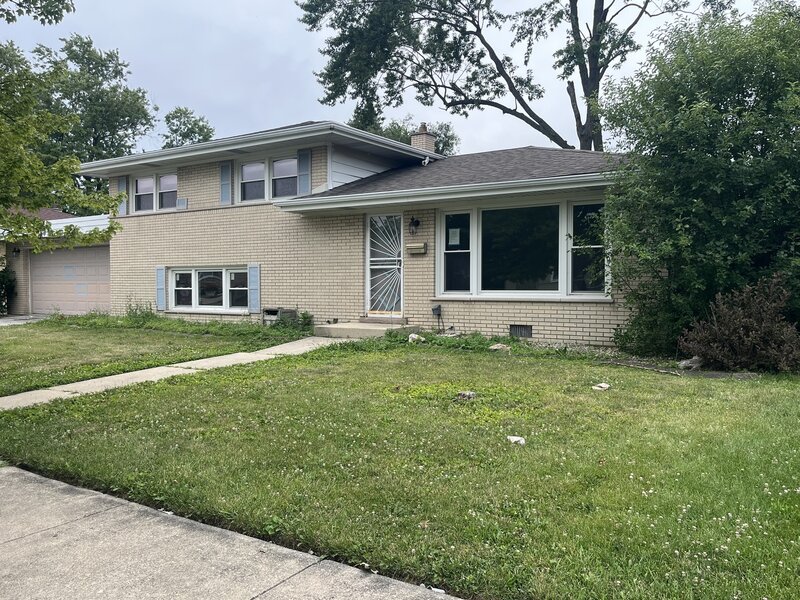 865 E 165th Street South Holland IL 60473