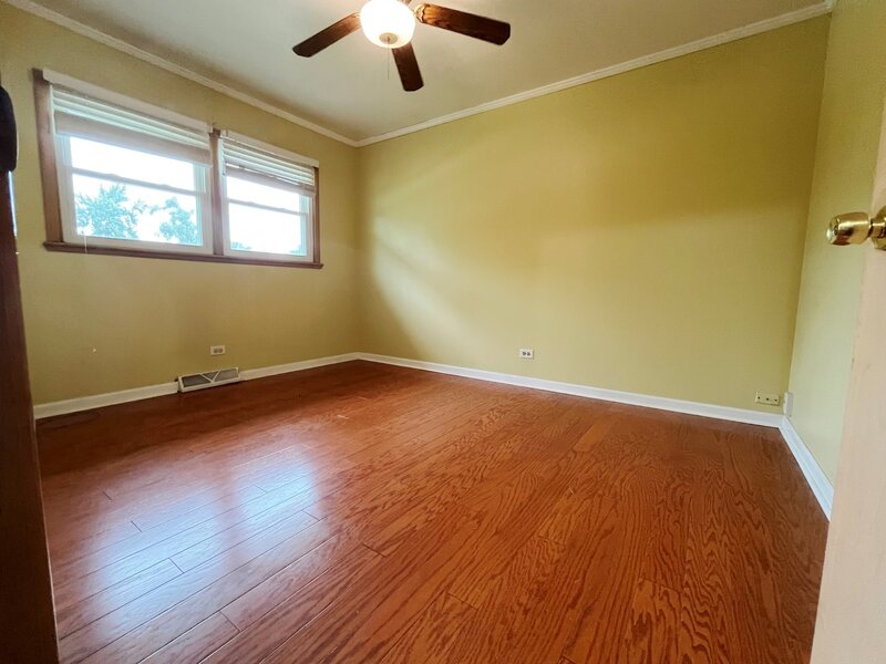 865 E 165th Street South Holland IL 60473