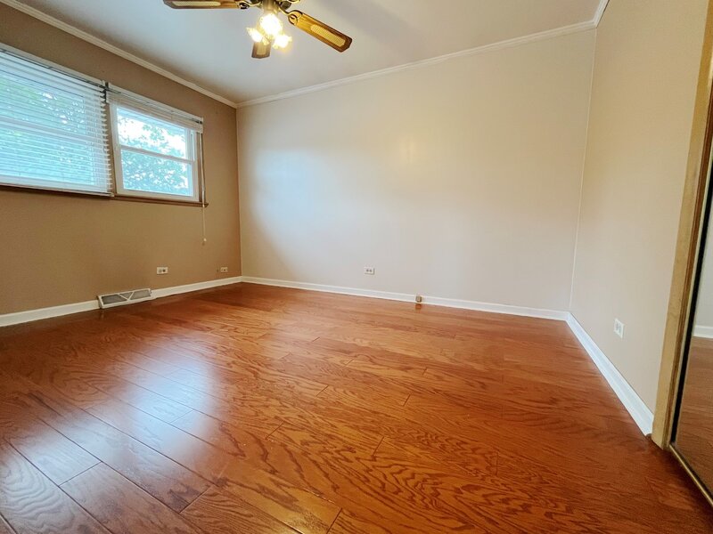 865 E 165th Street South Holland IL 60473