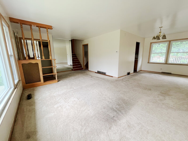 865 E 165th Street South Holland IL 60473
