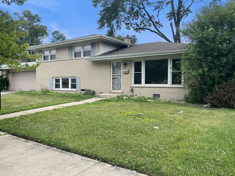 865 E 165th Street South Holland IL 60473