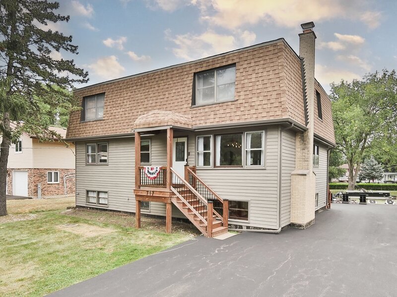 717 Monterrey Terrace Mchenry IL 60051