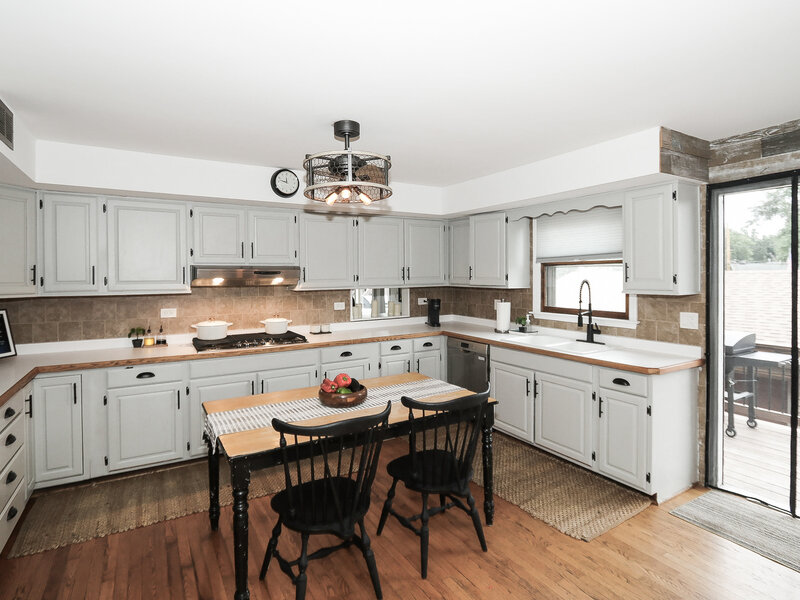 717 Monterrey Terrace Mchenry IL 60051