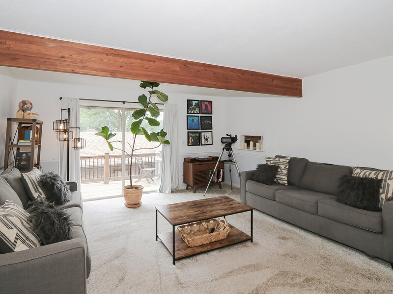 717 Monterrey Terrace Mchenry IL 60051
