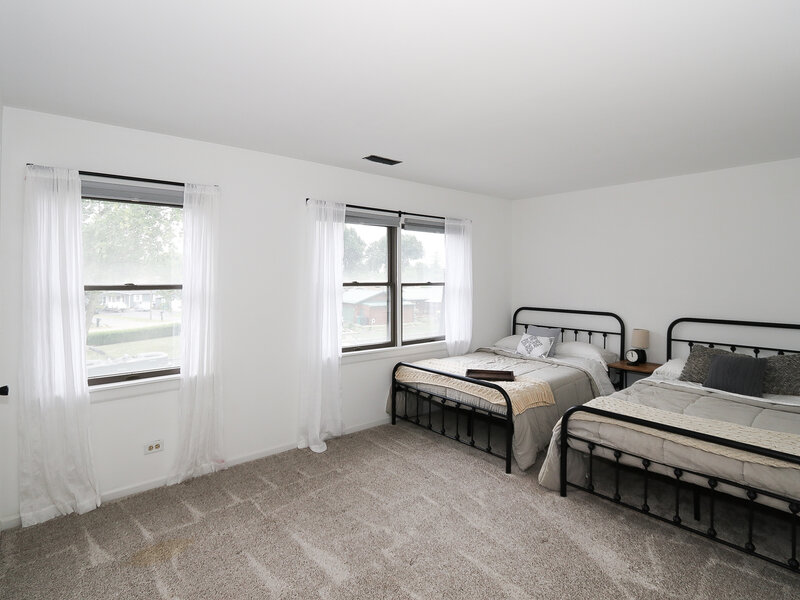 717 Monterrey Terrace Mchenry IL 60051