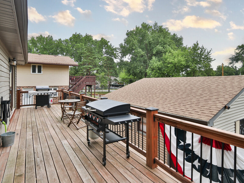 717 Monterrey Terrace Mchenry IL 60051