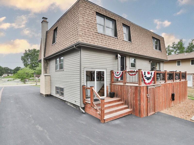 717 Monterrey Terrace Mchenry IL 60051