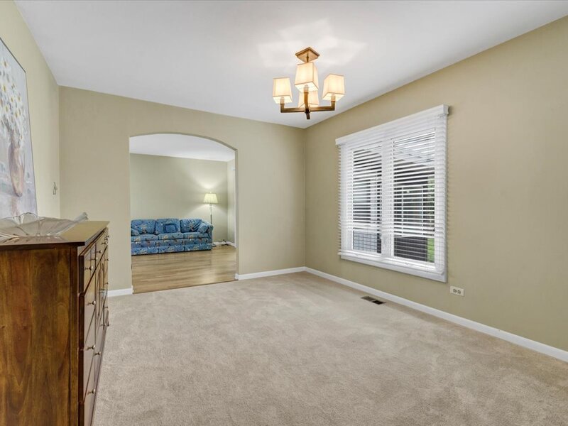 1525 Mayfield Lane Hoffman Estates IL 60169