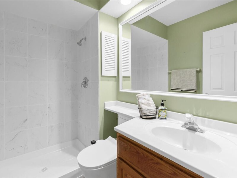 1525 Mayfield Lane Hoffman Estates IL 60169
