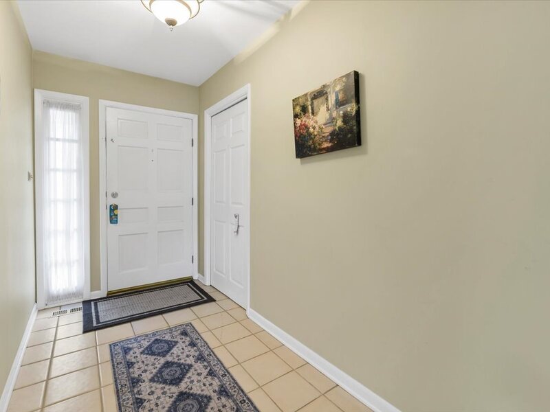 1525 Mayfield Lane Hoffman Estates IL 60169