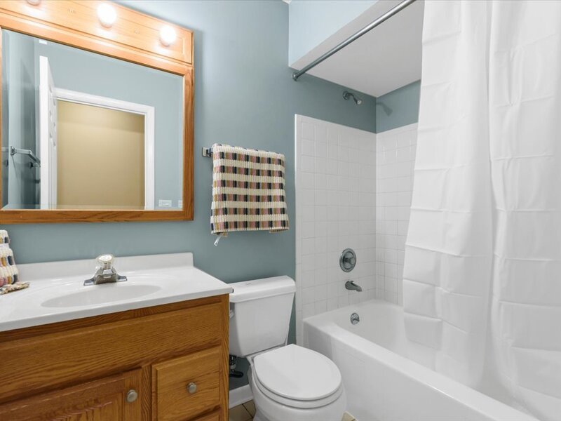 1525 Mayfield Lane Hoffman Estates IL 60169