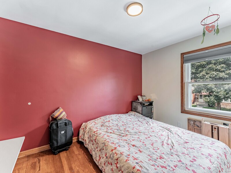 5215 W 63rd Place Chicago IL 60638