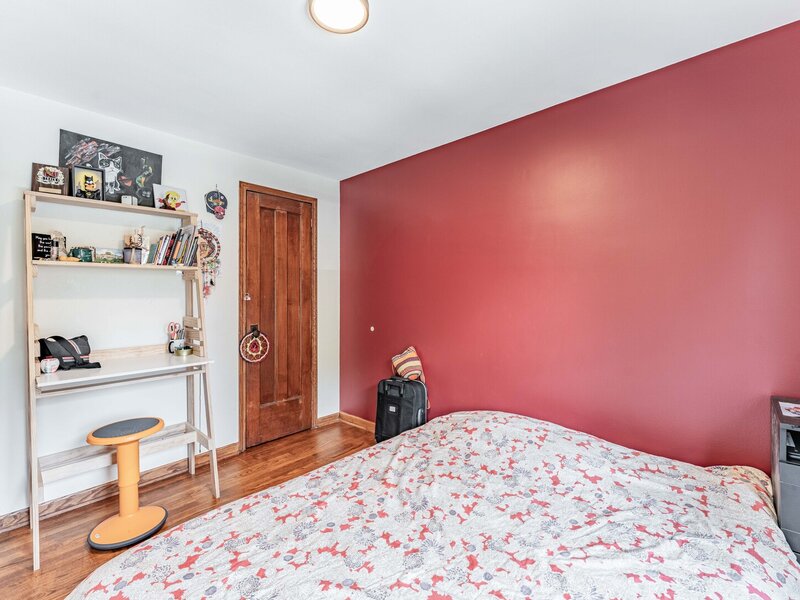 5215 W 63rd Place Chicago IL 60638