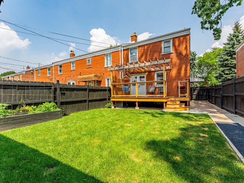 5215 W 63rd Place Chicago IL 60638