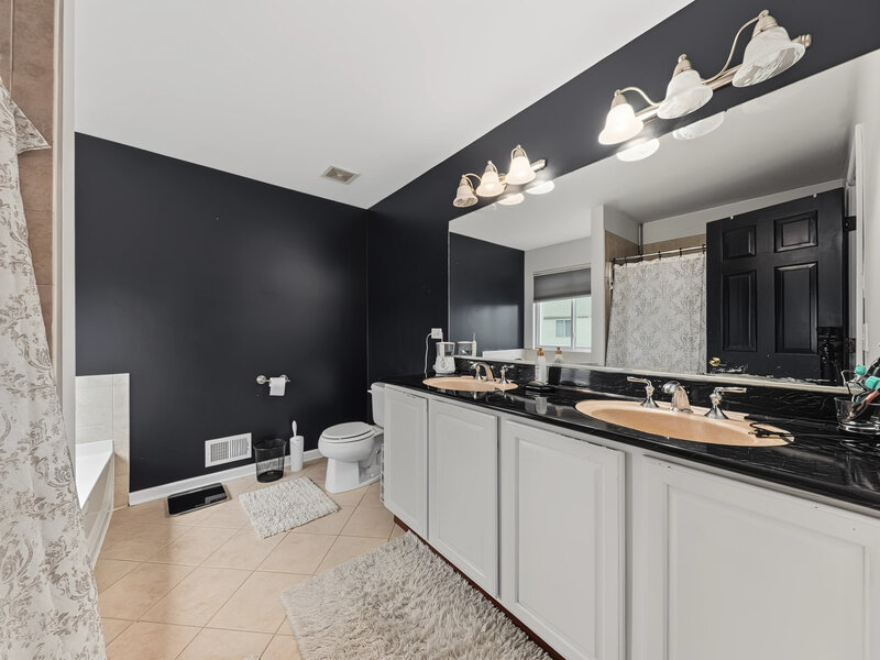 708 Bay Shore Drive Pingree Grove IL 60140