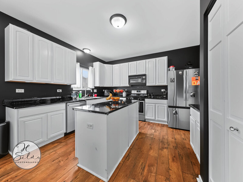 708 Bay Shore Drive Pingree Grove IL 60140
