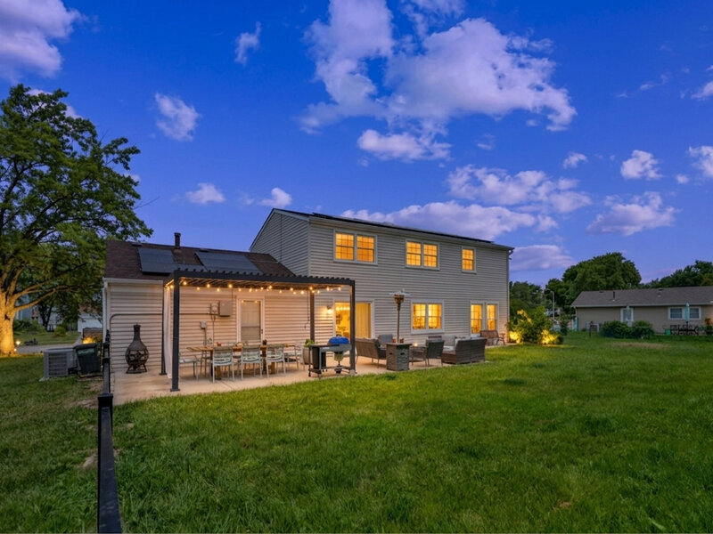 407 N Braintree Drive Schaumburg IL 60194