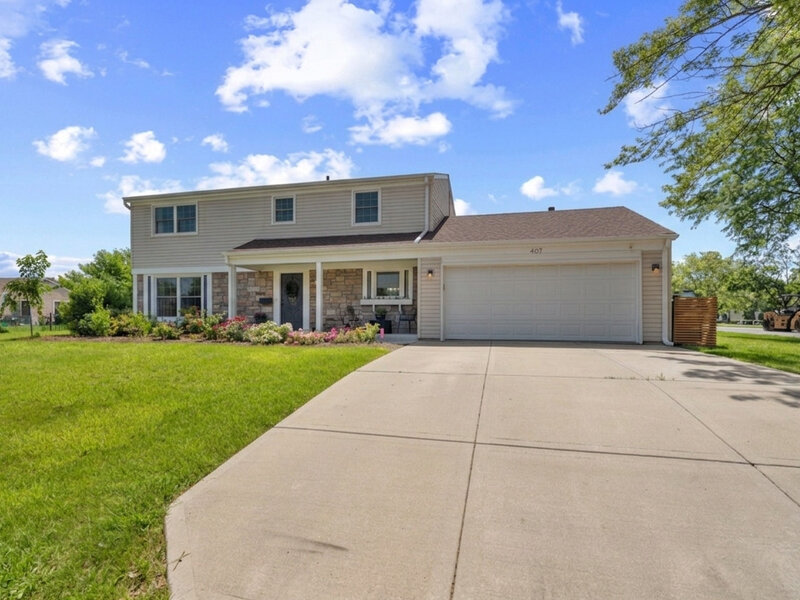 407 N Braintree Drive Schaumburg IL 60194