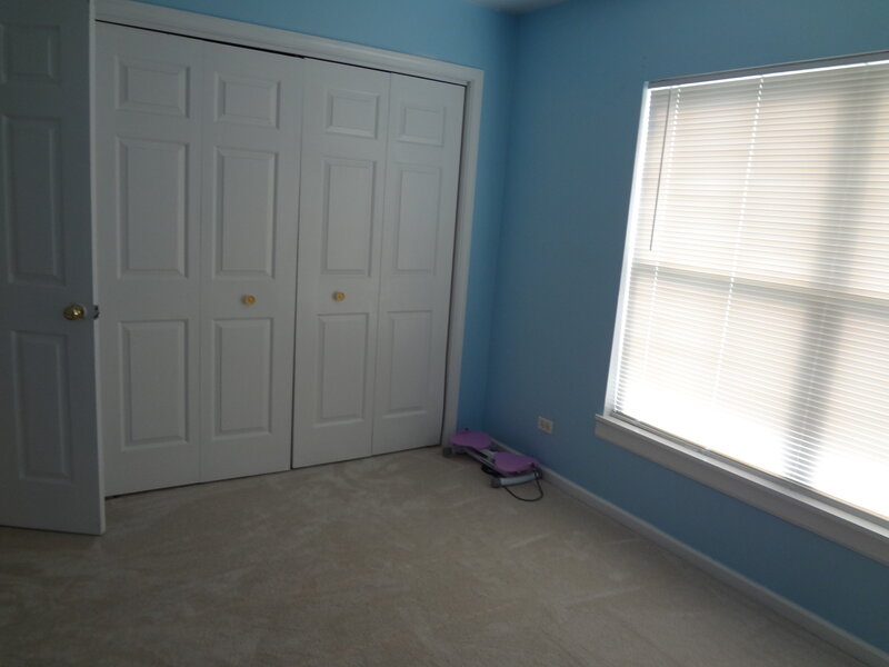 1035 Deer Creek Road Carpentersville IL 60110