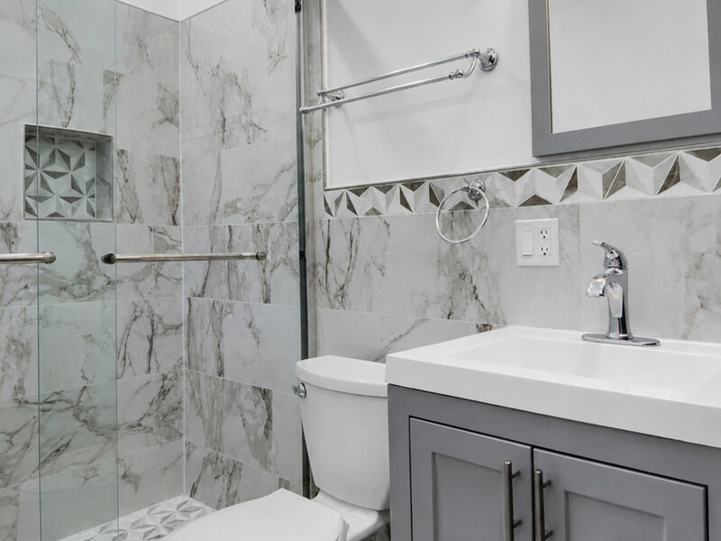7431 S Paxton Avenue Chicago IL 60649
