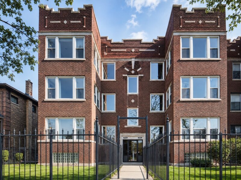 7431 S Paxton Avenue Chicago IL 60649