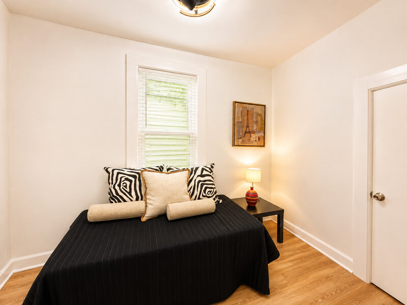 706 W 81st Street Chicago IL 60620