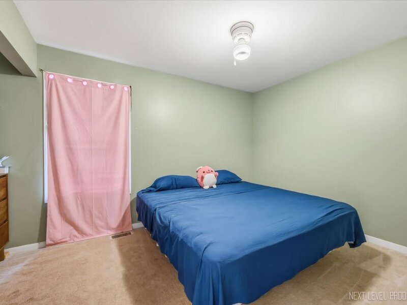 1845 Birch Lane Aurora IL 60506