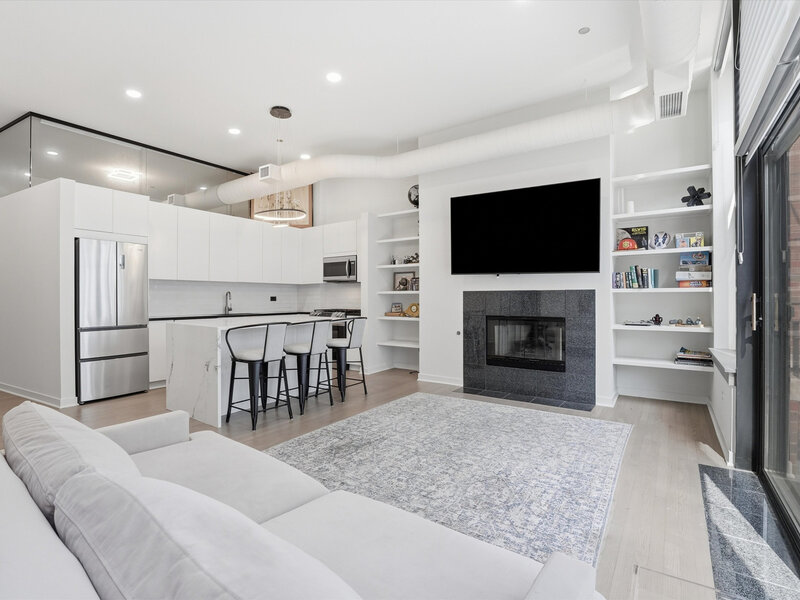 333 W Hubbard Street Chicago IL 60654
