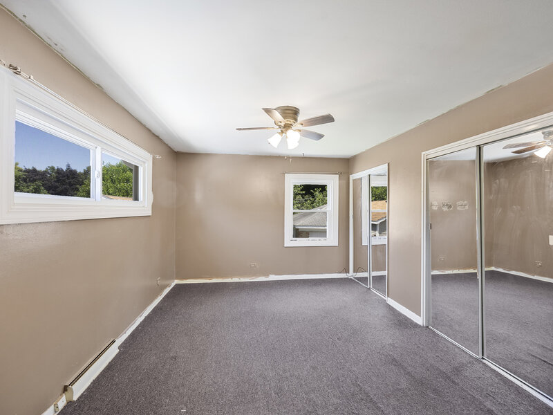 15539 Dobson Avenue Dolton IL 60419