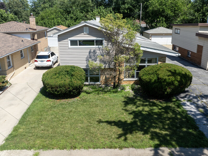 15539 Dobson Avenue Dolton IL 60419