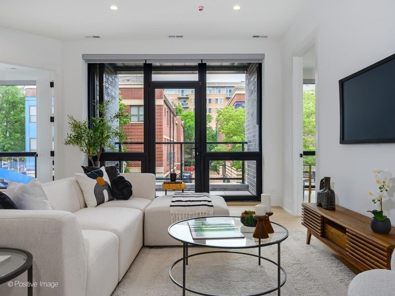 515 W Elm Street Chicago IL 60610
