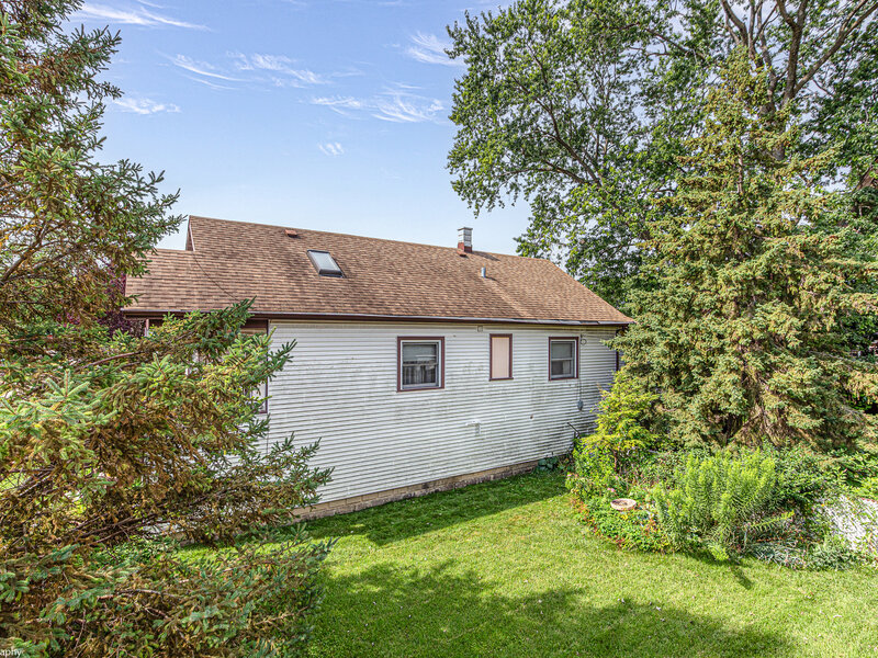 10230 S Turner Avenue Evergreen Park IL 60805