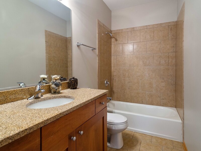 641 E Pershing Avenue Chicago IL 60653