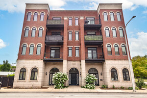 Photo of 641 E Pershing Avenue Chicago IL 60653 Unit 301