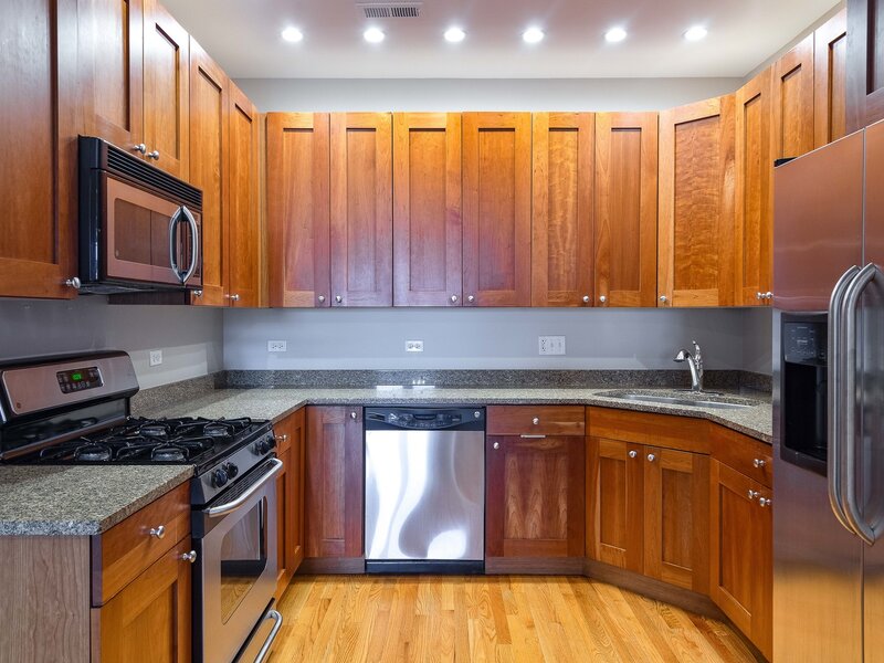 641 E Pershing Avenue Chicago IL 60653