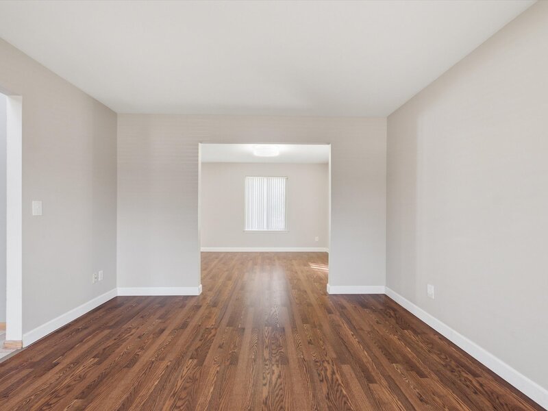 1986 Wedgewood Circle Romeoville IL 60446
