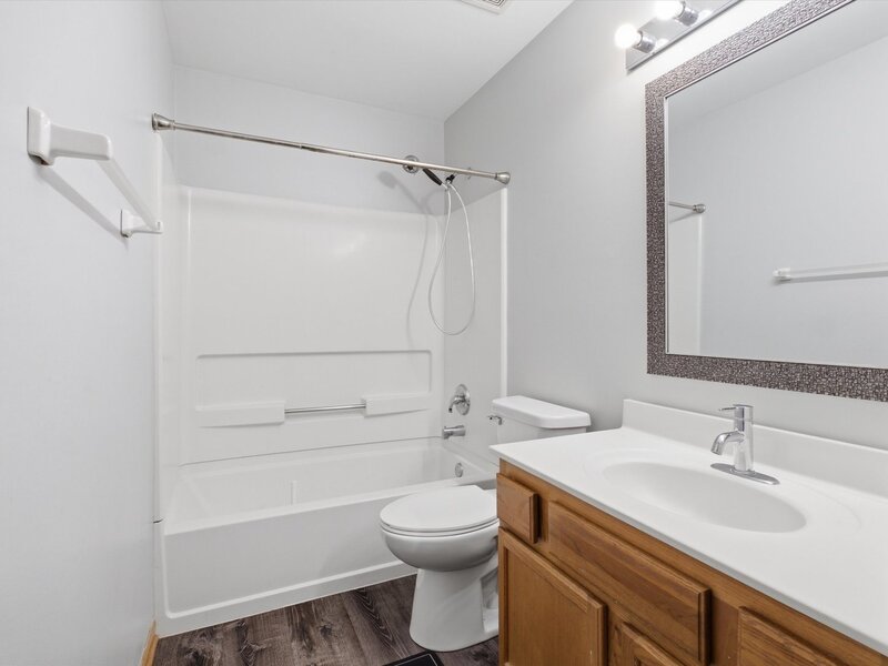 1986 Wedgewood Circle Romeoville IL 60446