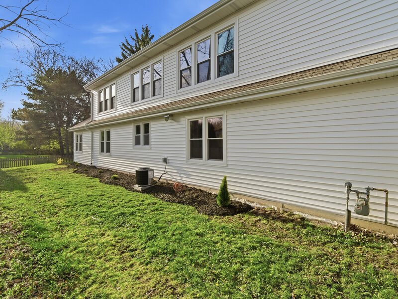 48 Birchwood Avenue Deerfield IL 60015