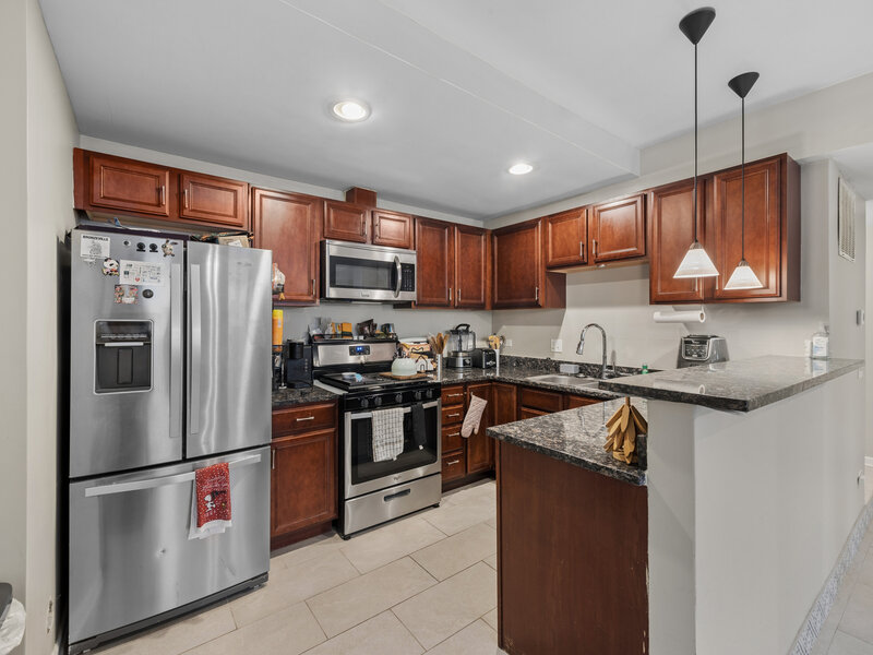 4731 S Ingleside Avenue Chicago IL 60615